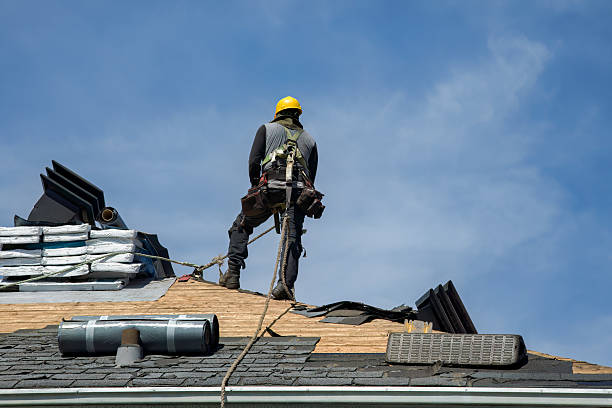 Professional Gutter Installation technician working in Leavenworth, KS